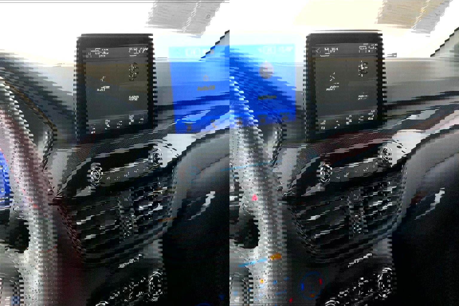 Used 2024 Ford Escape ST-Line image 6