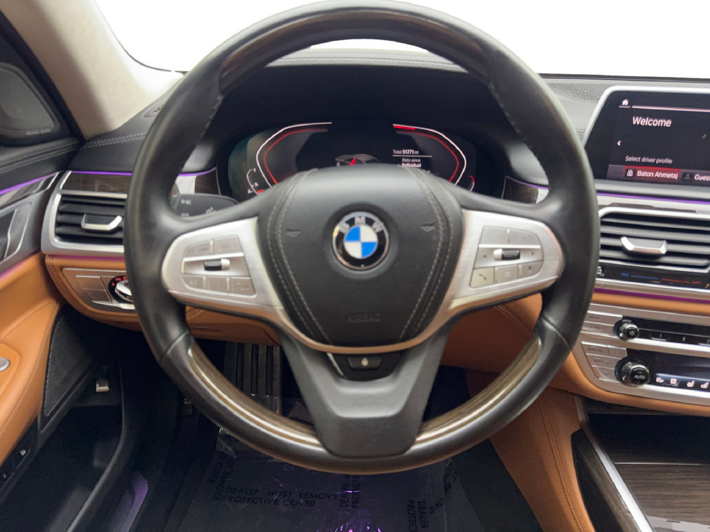 Used 2021 BMW 750i xDrive w/ Executive Package AWD/4WD image 59
