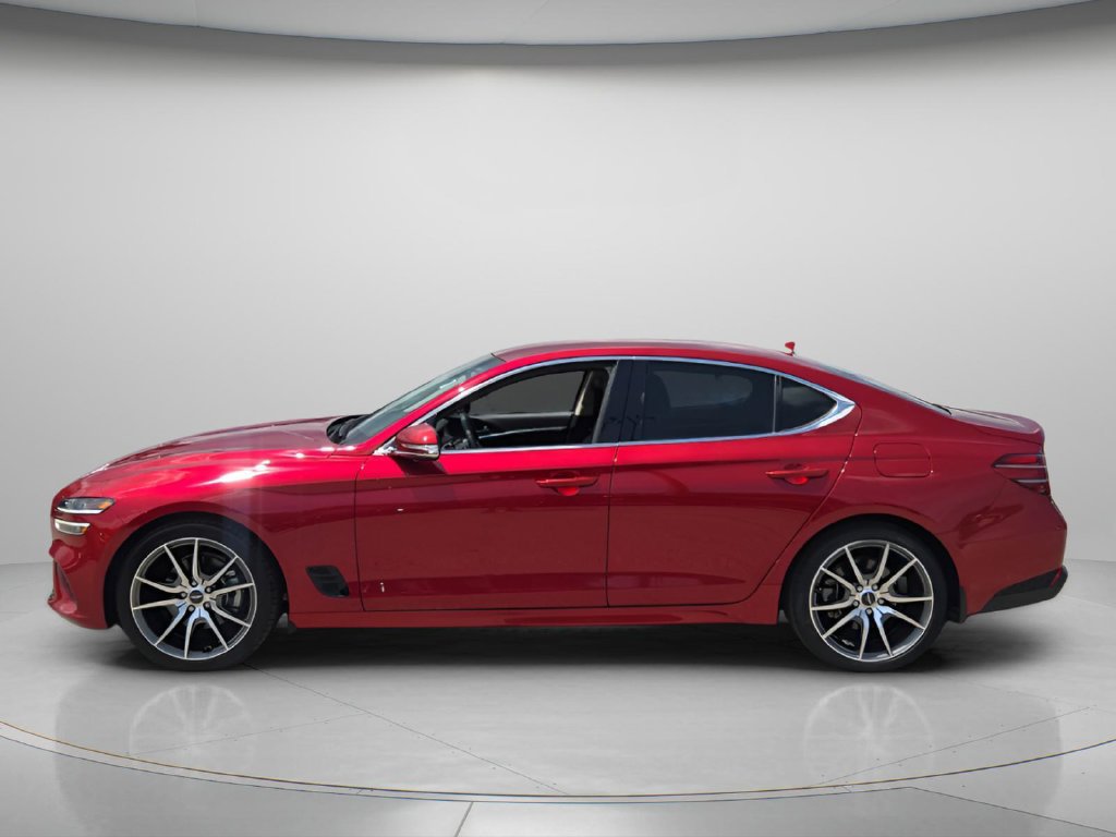 Used 2023 Genesis G70 2.0T RWD image 3