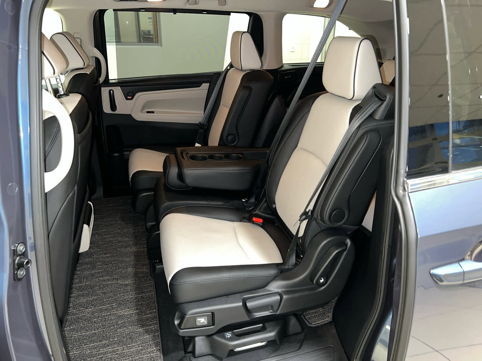 Certified 2026 Honda Odyssey Elite image 16