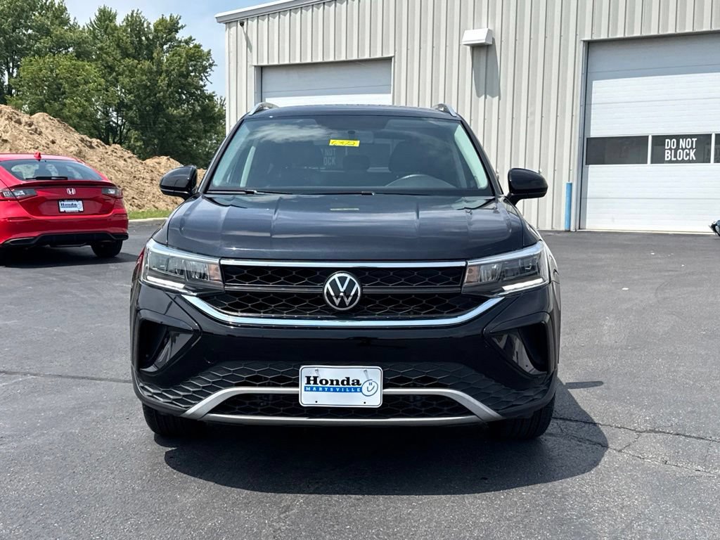 Used 2022 Volkswagen Taos SE AWD/4WD image 2