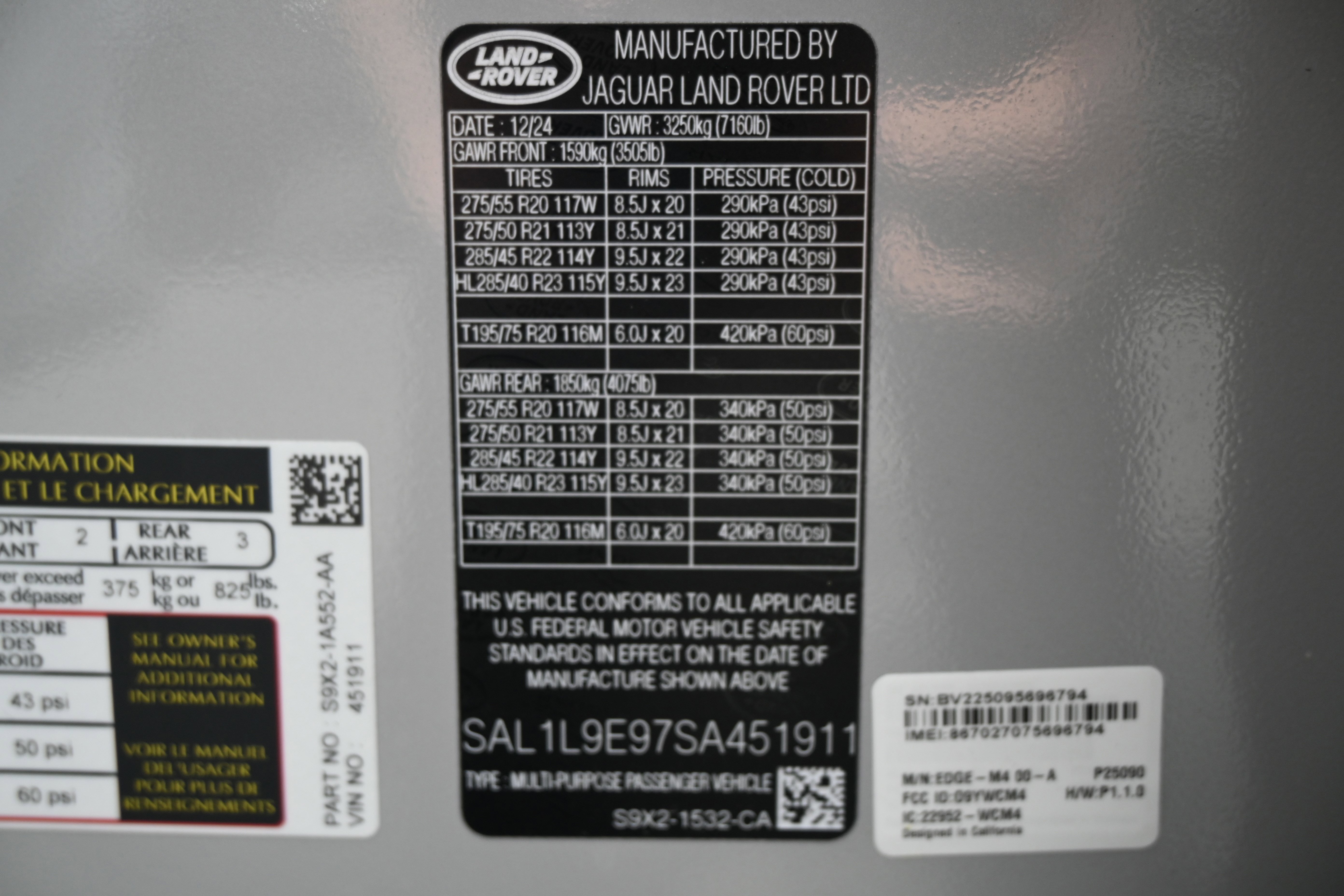 Used 2025 Land Rover Range Rover Sport Dynamic SE image 34