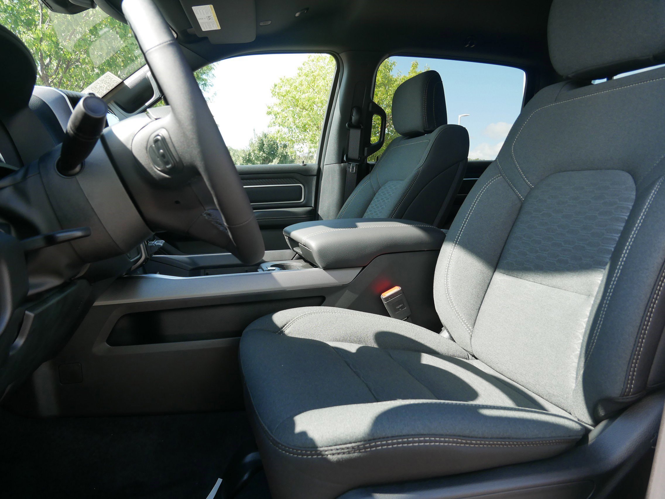 New 2026 RAM 1500 Big Horn AWD/4WD image 9