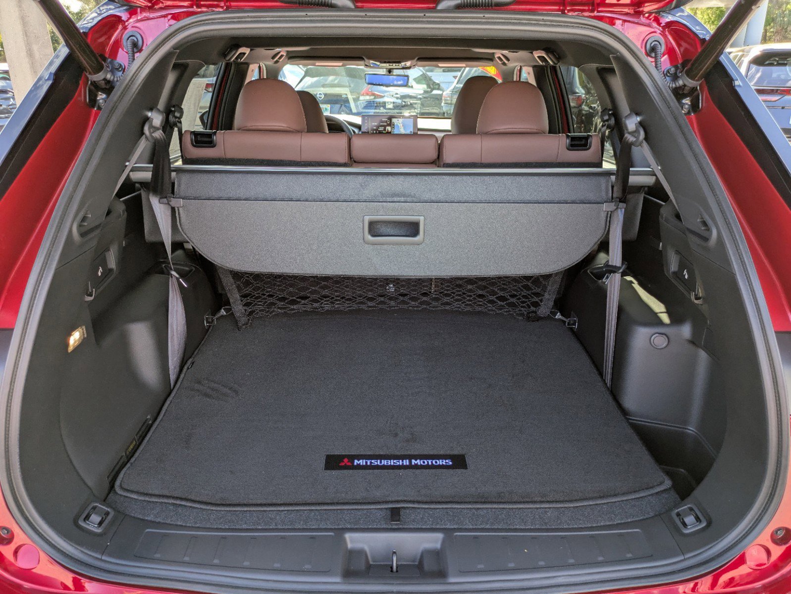 New 2025 Mitsubishi Outlander SEL image 18