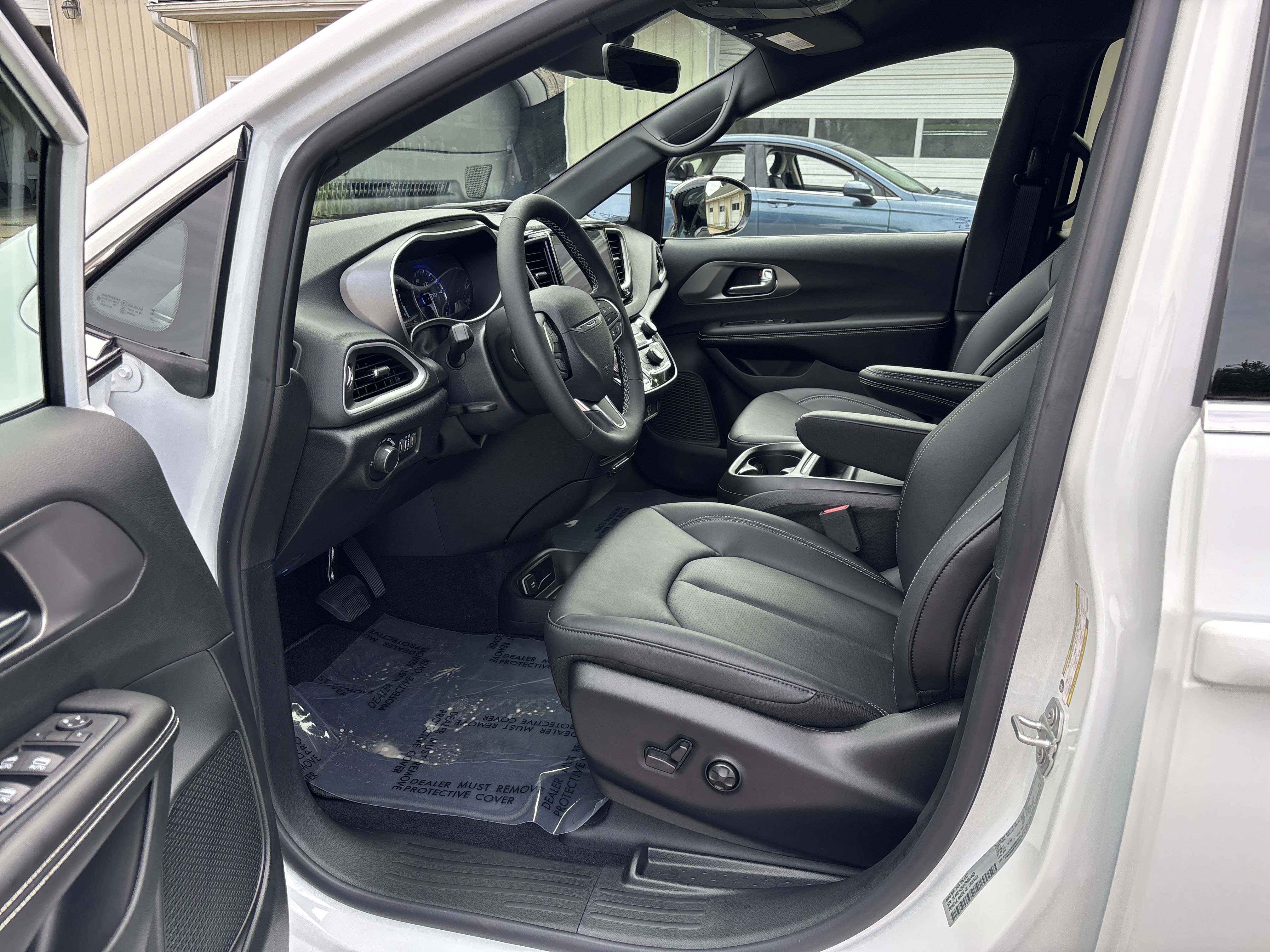 New 2027 Chrysler Pacifica LX FWD image 14