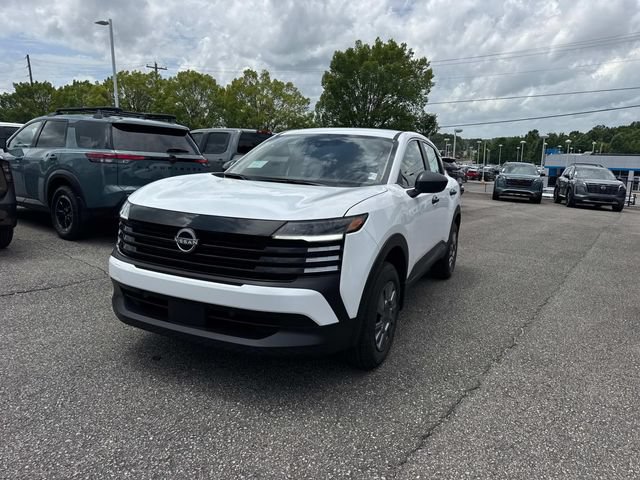 New 2026 Nissan Kicks S FWD image 8