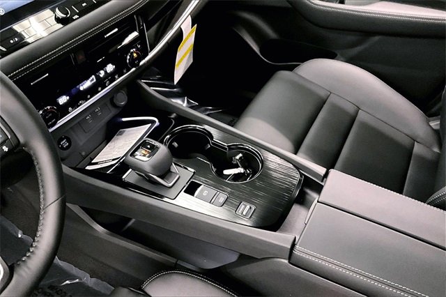 New 2025 Nissan Rogue SL image 8