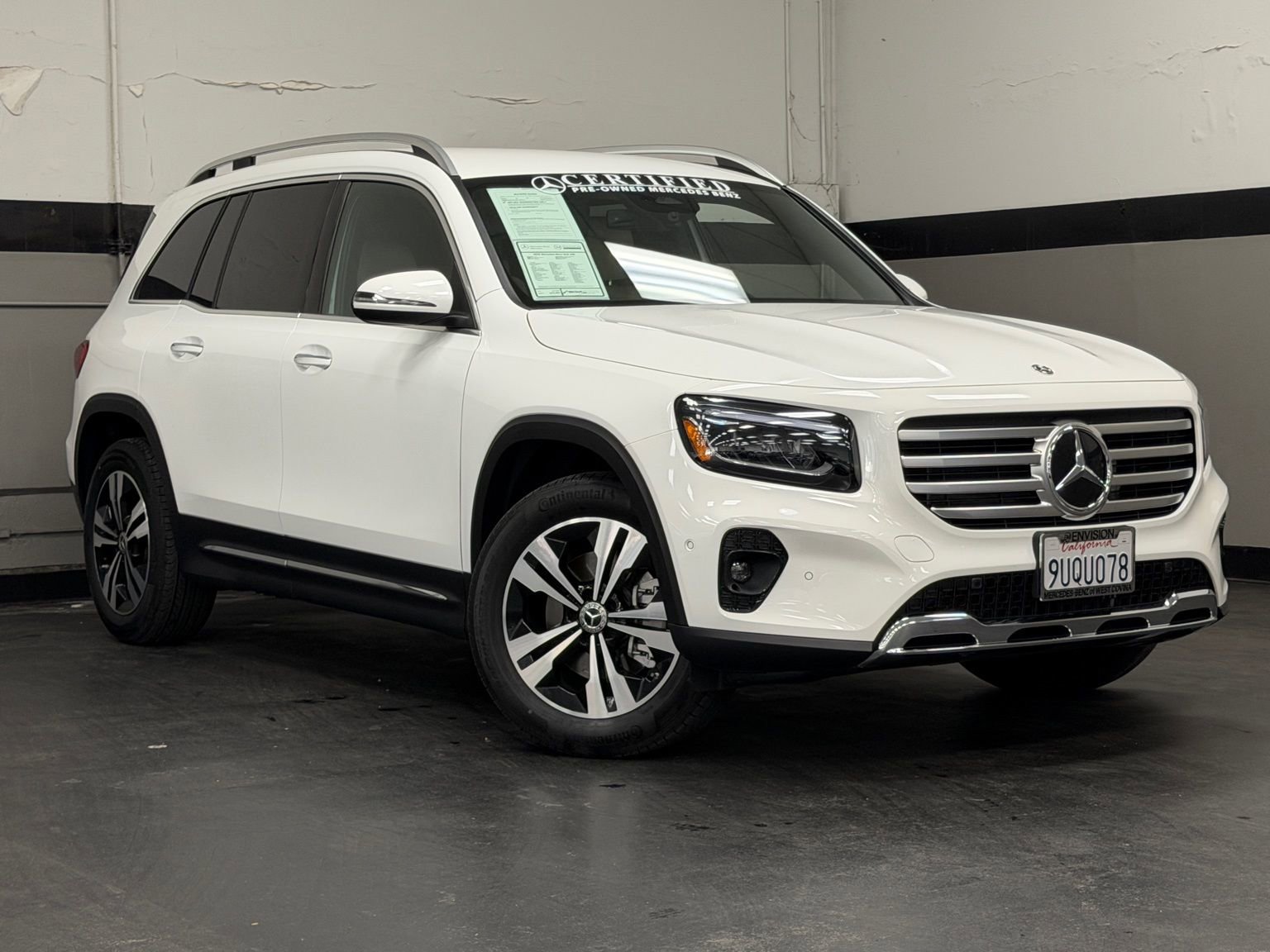 Used 2025 Mercedes-Benz GLB 250 image 2