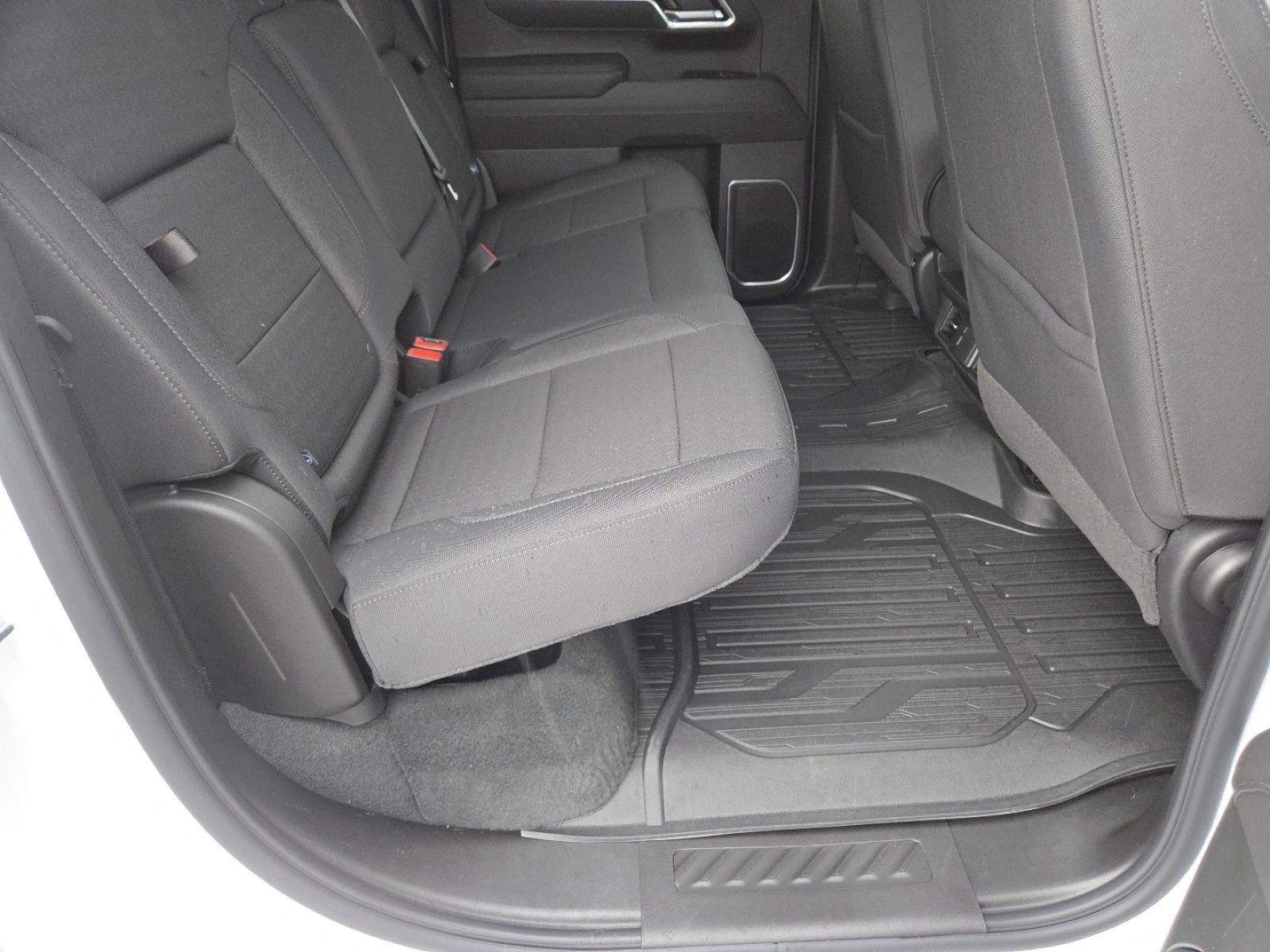 New 2026 GMC Sierra 1500 Elevation image 24