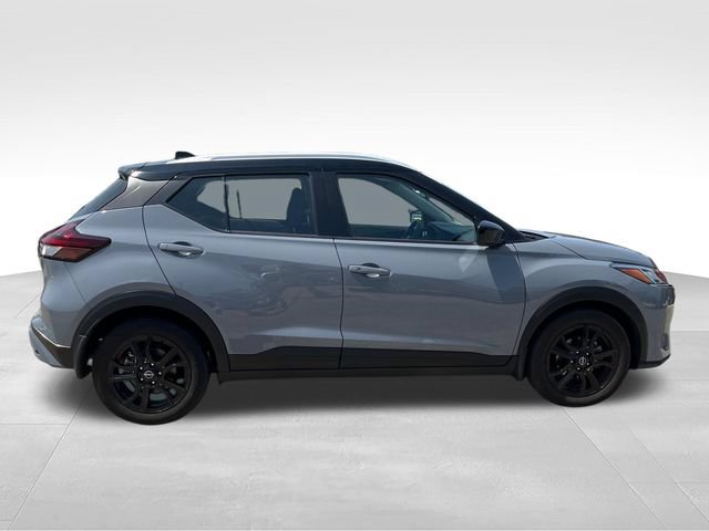 Certified 2023 Nissan Kicks SV FWD image 6