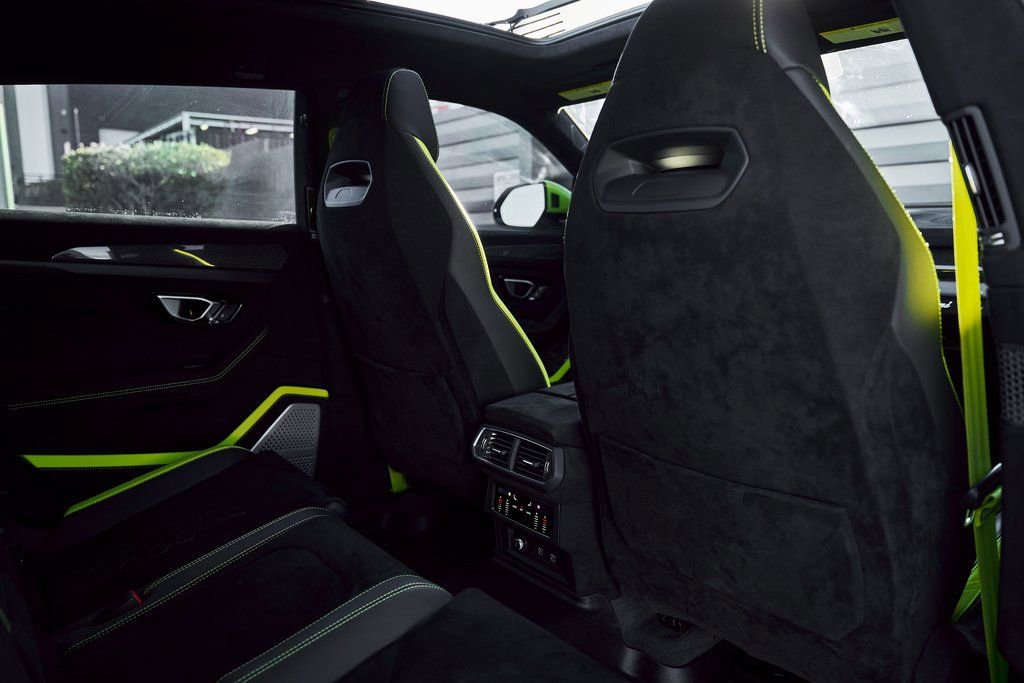 Used 2024 Lamborghini Urus Performante image 43