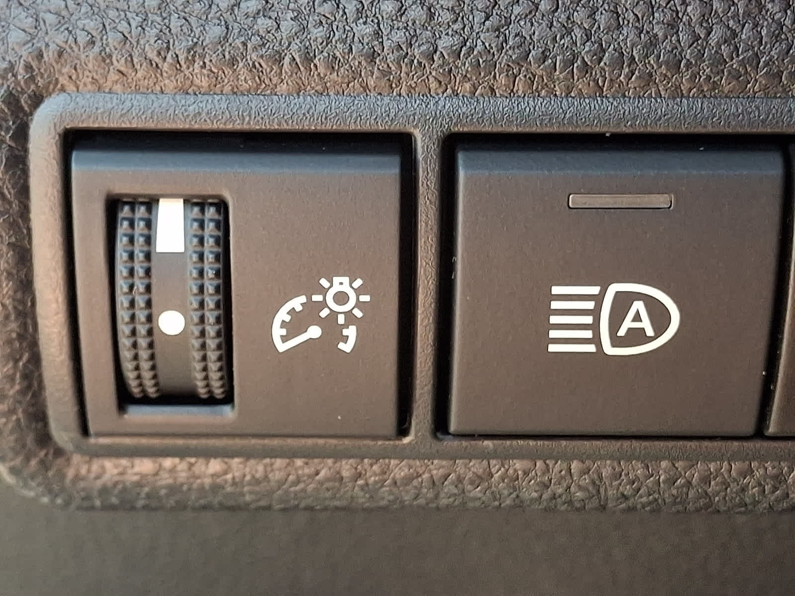 Certified 2026 Toyota Corolla SE FWD image 25
