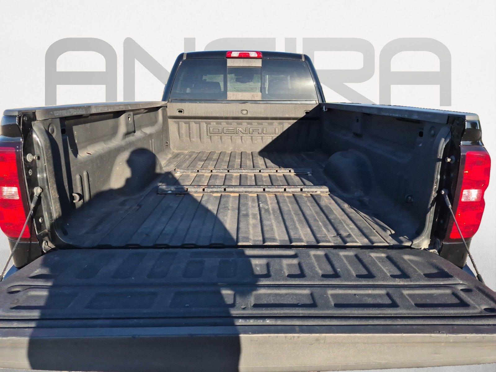 Used 2018 GMC Sierra 3500 Denali image 11