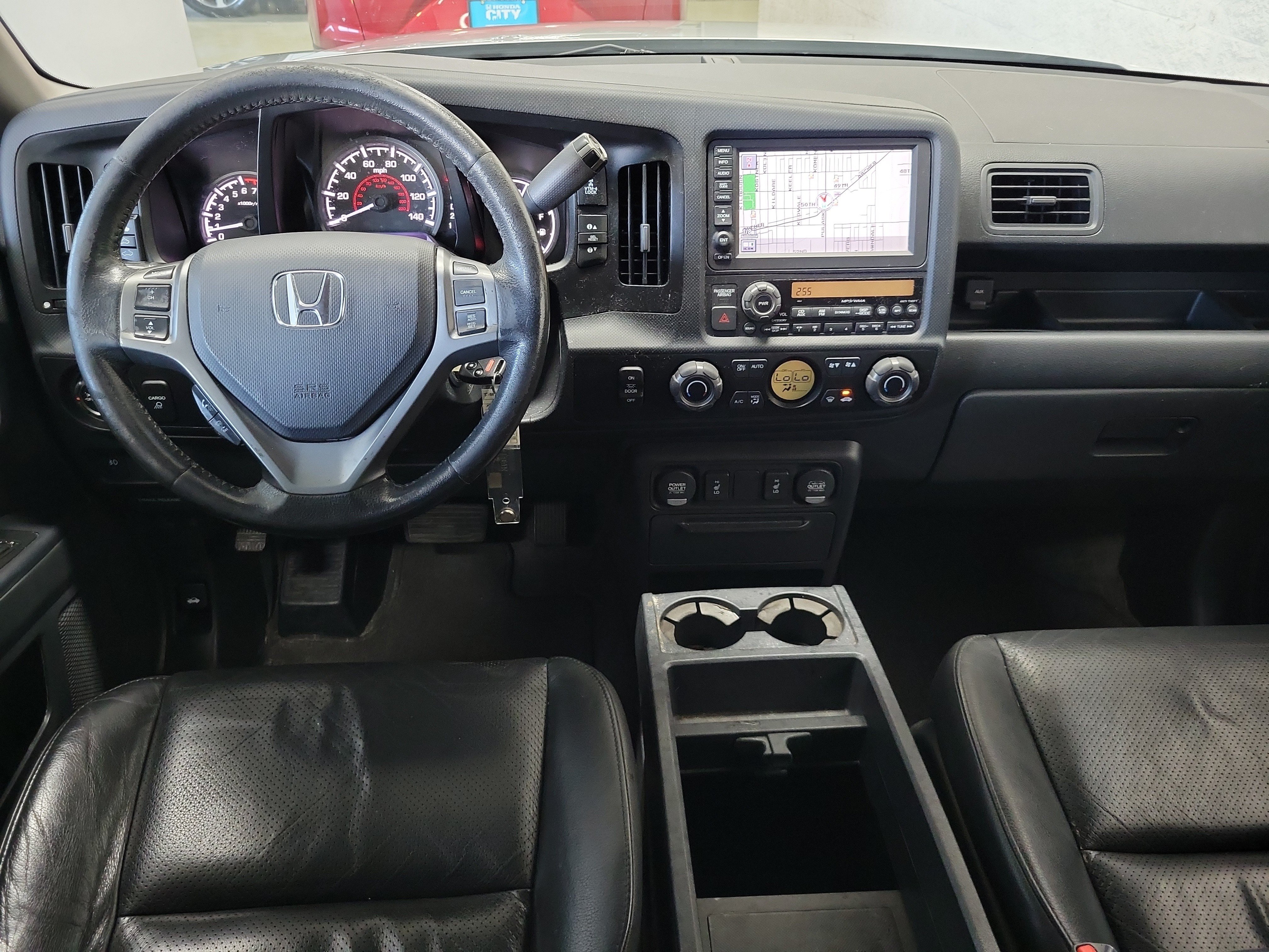 Used 2014 Honda Ridgeline SE image 11