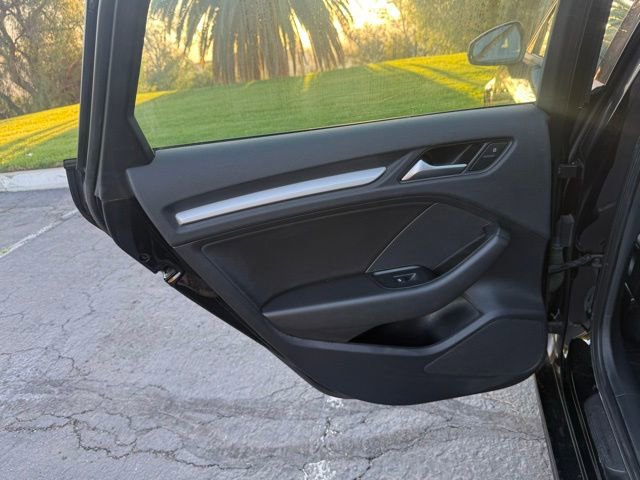 Used 2015 Audi A3 1.8T Premium image 11