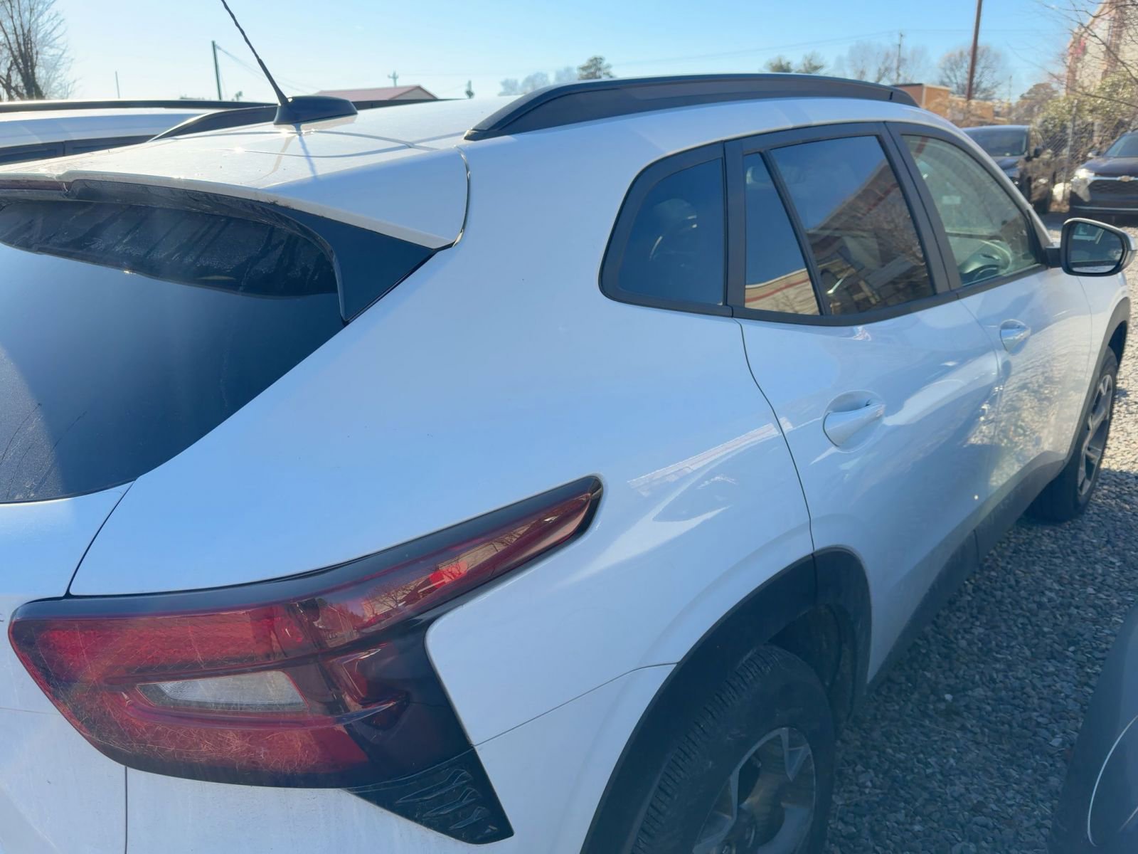 Used 2025 Chevrolet Trax LT w/ LT Convenience Package image 5