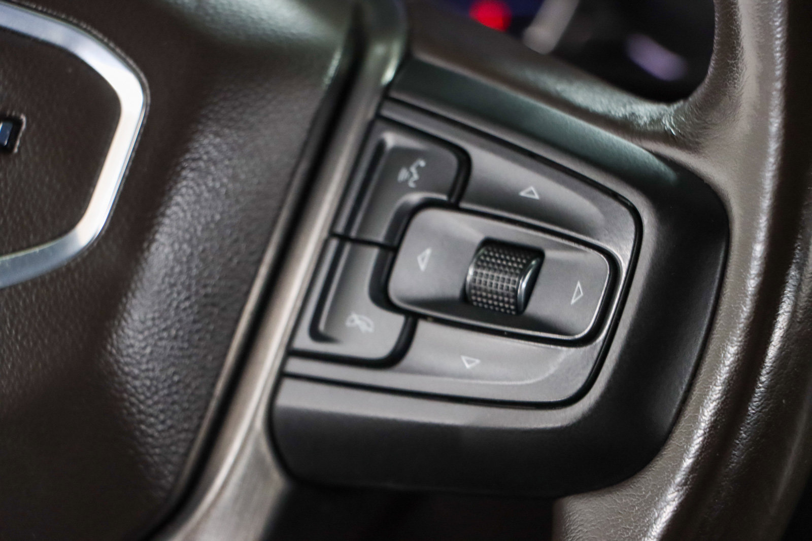 Used 2022 GMC Sierra 3500 Denali image 15