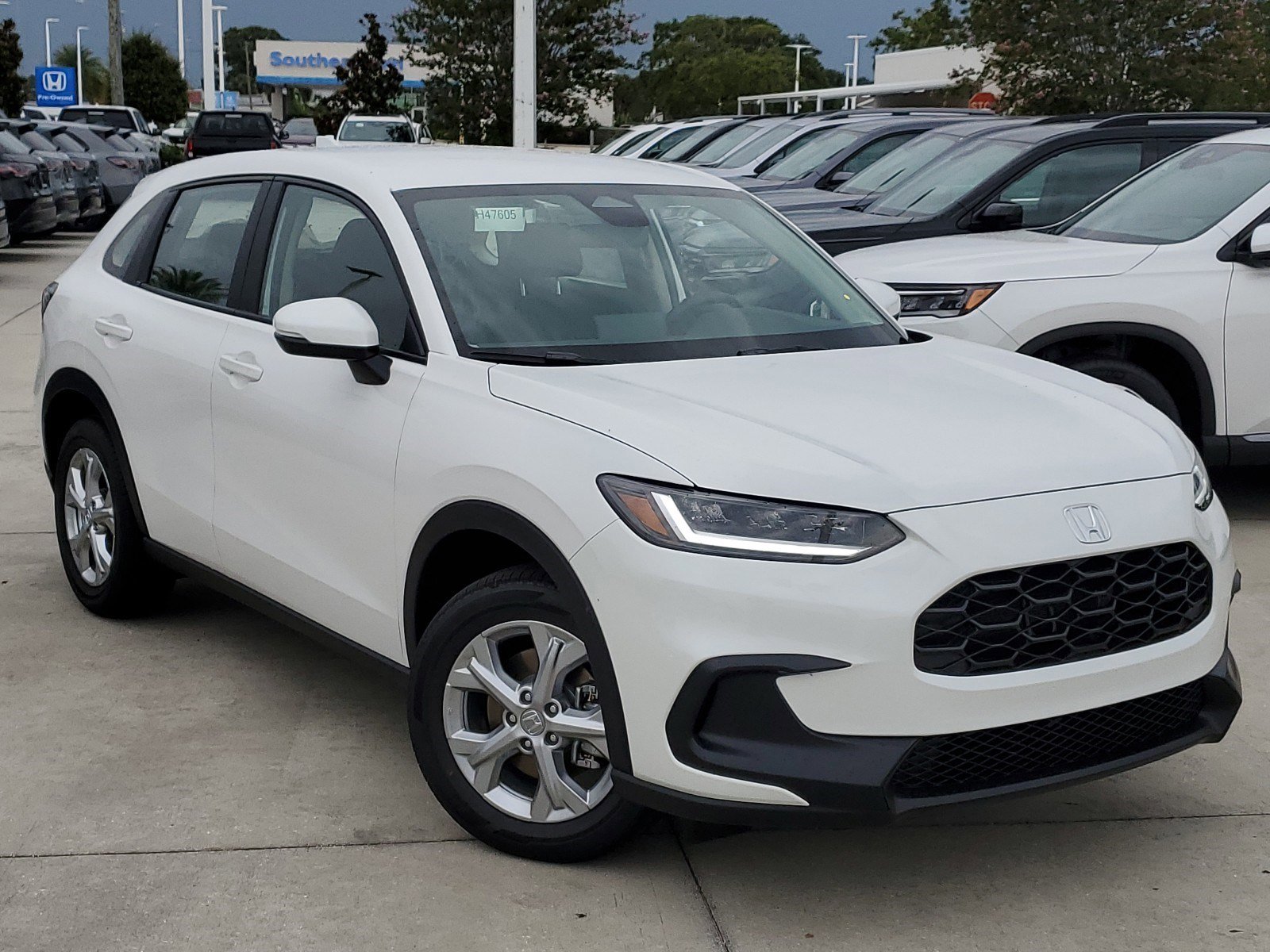 New 2024 Honda HR-V LX image 25