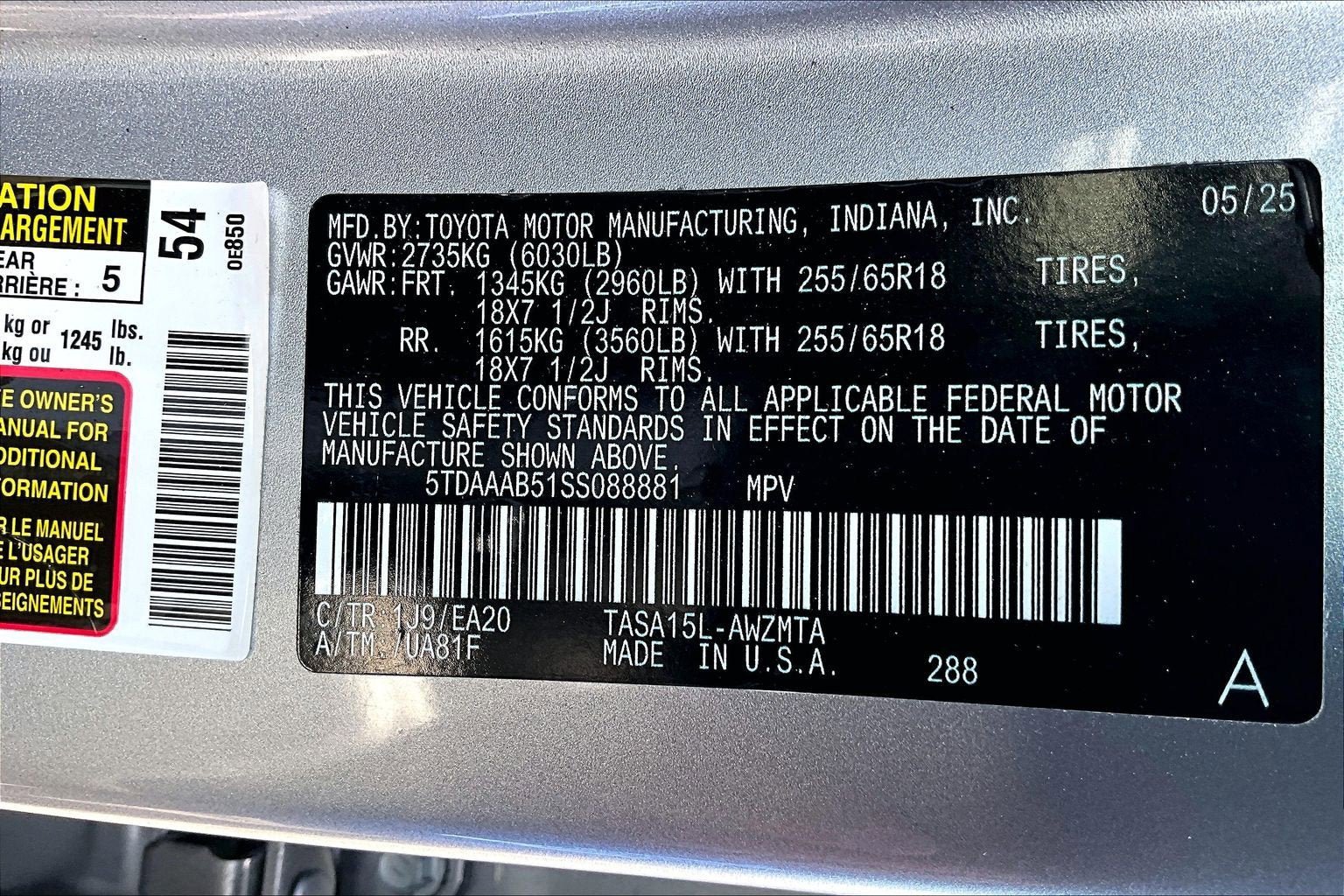 Used 2025 Toyota Grand Highlander AWD image 29