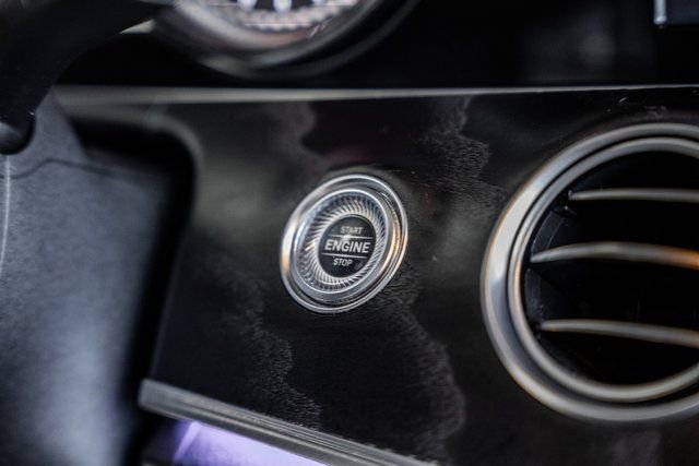 Used 2018 Mercedes-Benz E 300 E 300 image 23