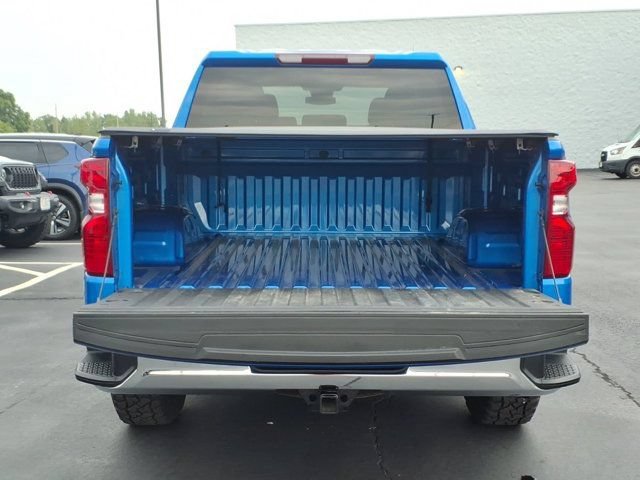 Used 2025 Chevrolet Silverado 1500 LT AWD/4WD image 26