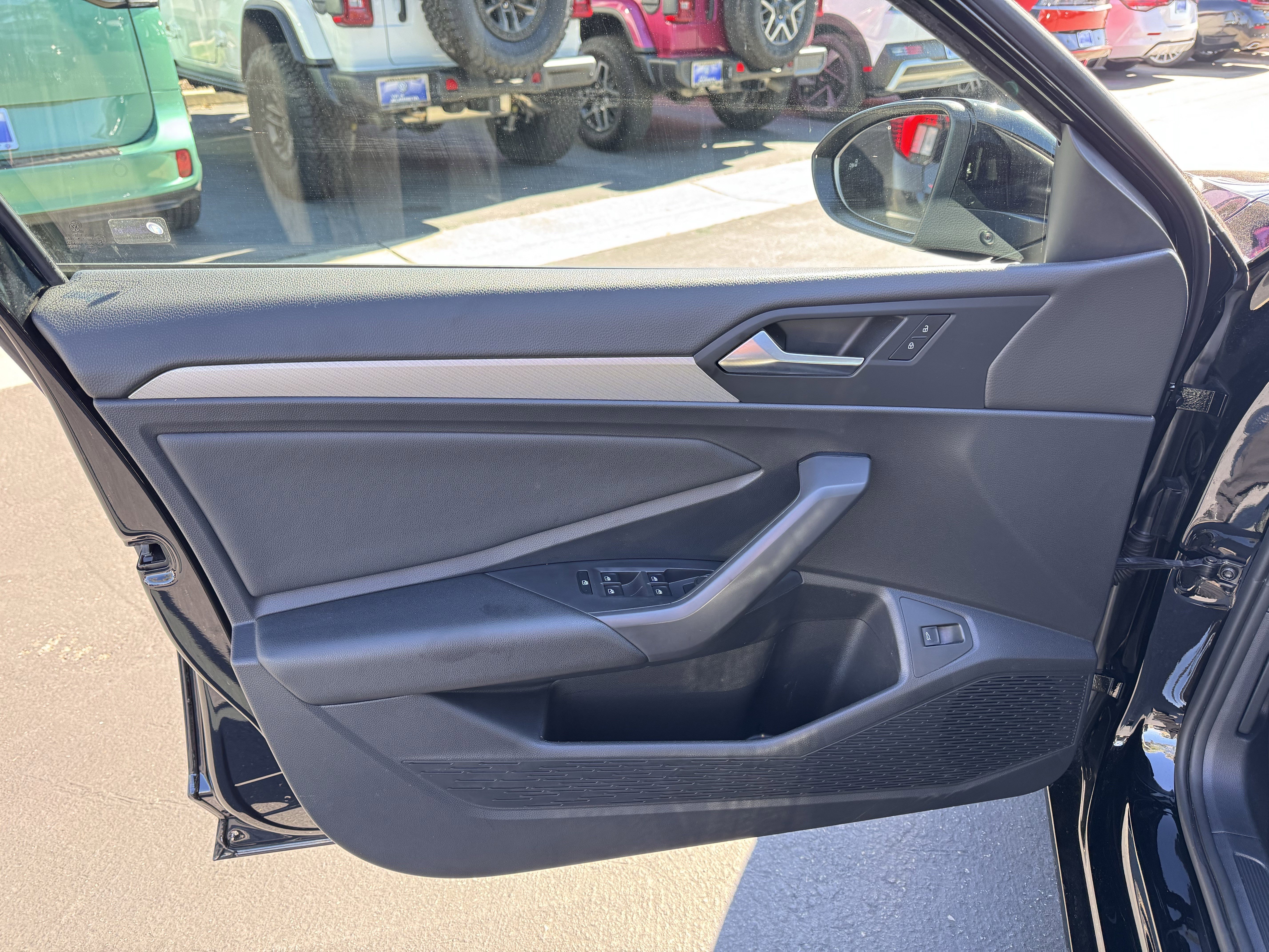 Used 2020 Volkswagen Jetta S w/ Driver Assistance Package image 14