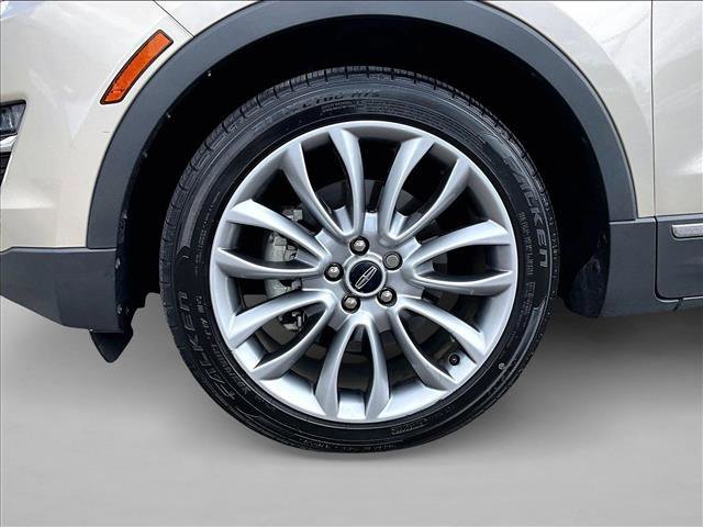 Used 2017 Lincoln MKC Reserve FWD image 10