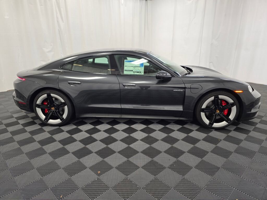 New 2025 Porsche Taycan 4S image 8