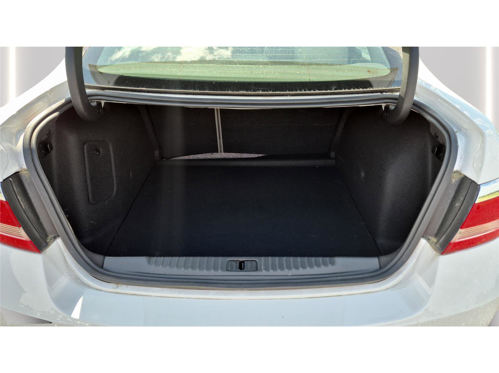 Used 2012 Buick Verano FWD image 9