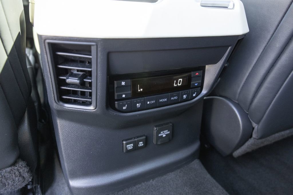 Certified 2023 Toyota Sequoia Capstone AWD/4WD image 31