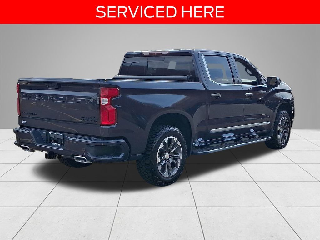 Used 2023 Chevrolet Silverado 1500 High Country w/ Technology Package AWD/4WD image 4