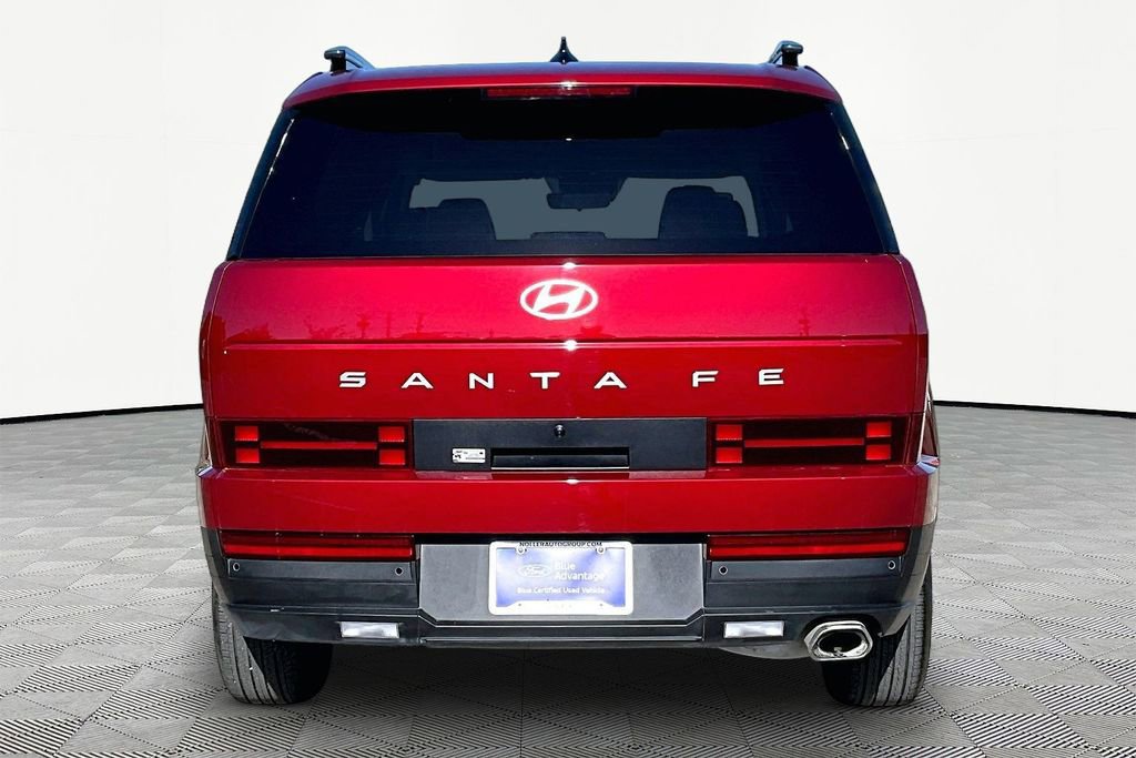 Used 2025 Hyundai Santa Fe SEL FWD image 4