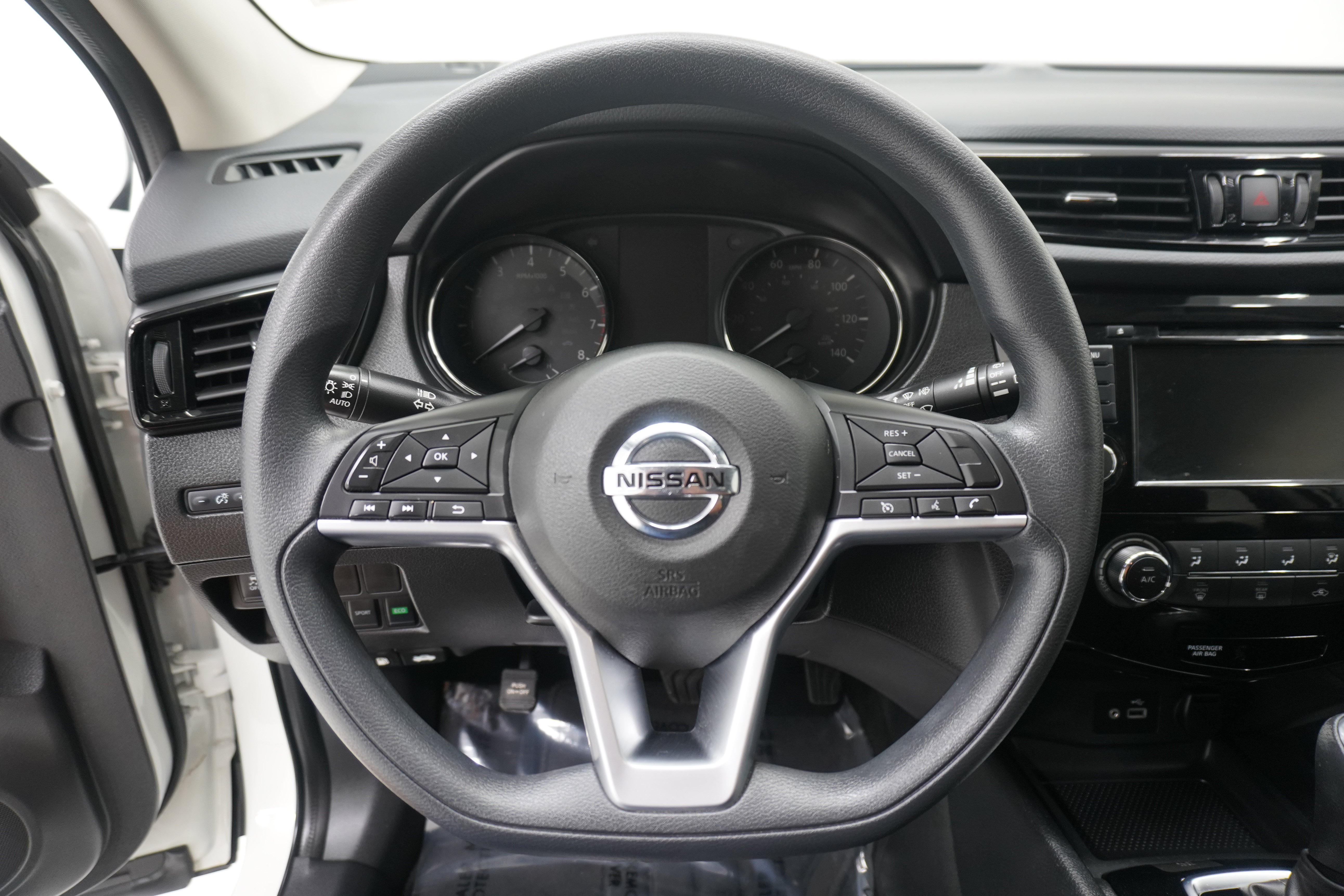 Used 2022 Nissan Rogue Sport S FWD image 15