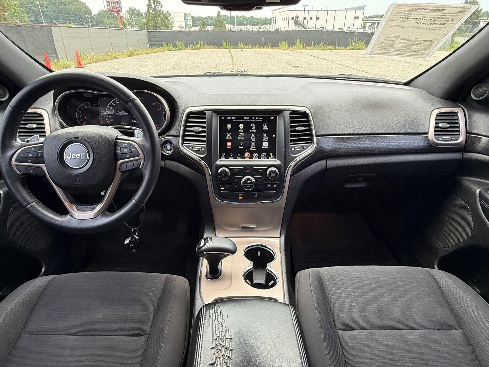 Used 2014 Jeep Grand Cherokee Laredo w/ Security & Convenience Group AWD/4WD image 3