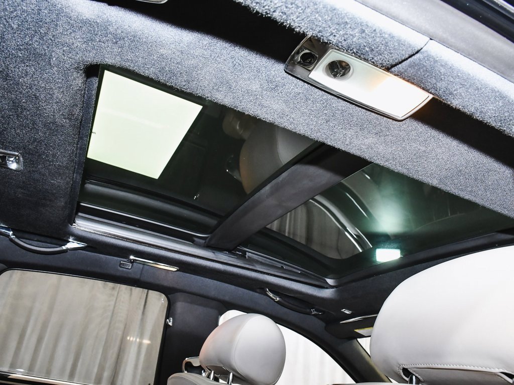 Used 2018 Rolls-Royce Ghost image 53