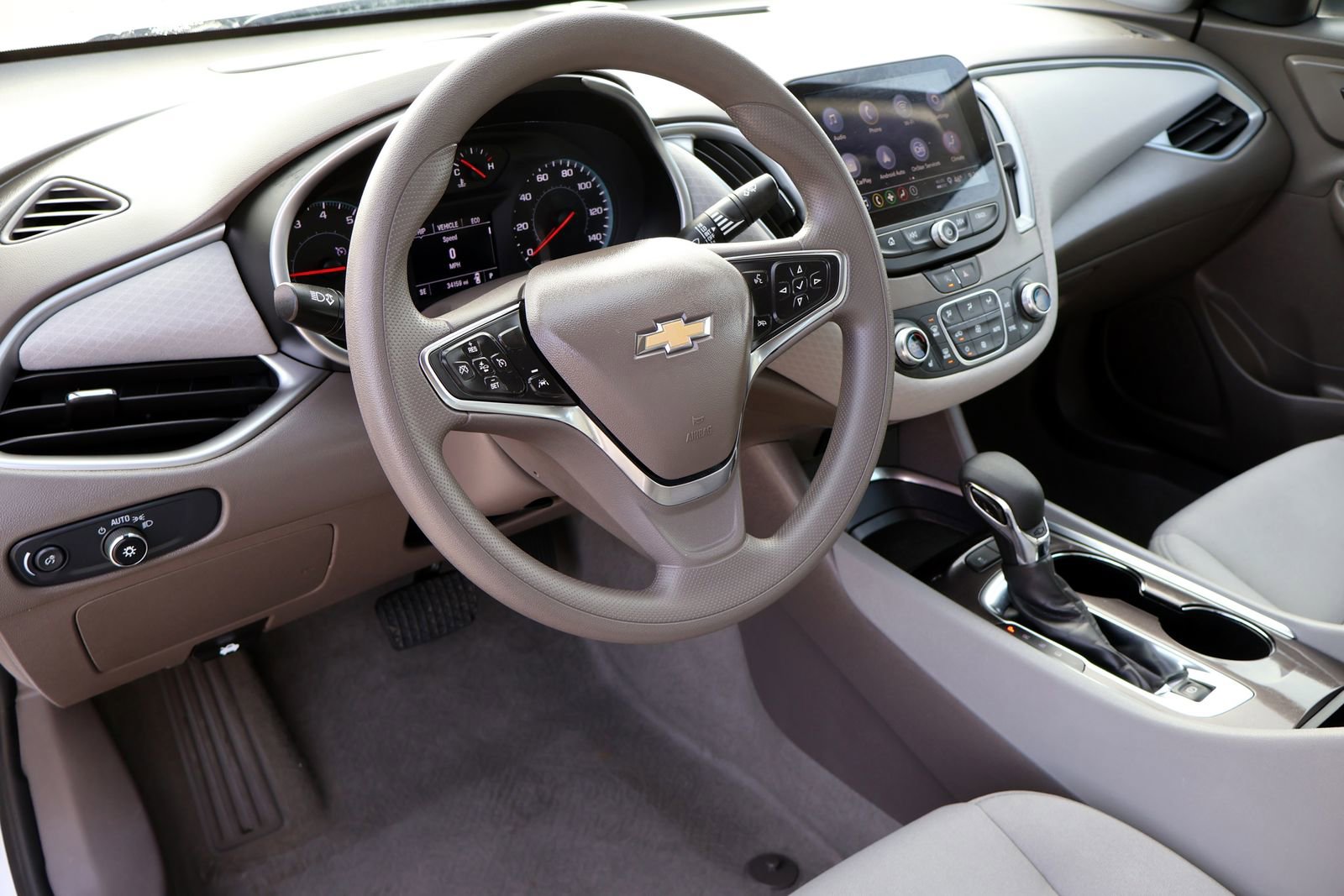 Used 2025 Chevrolet Malibu LT image 22