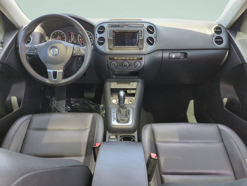 Used 2016 Volkswagen Tiguan SE image 22