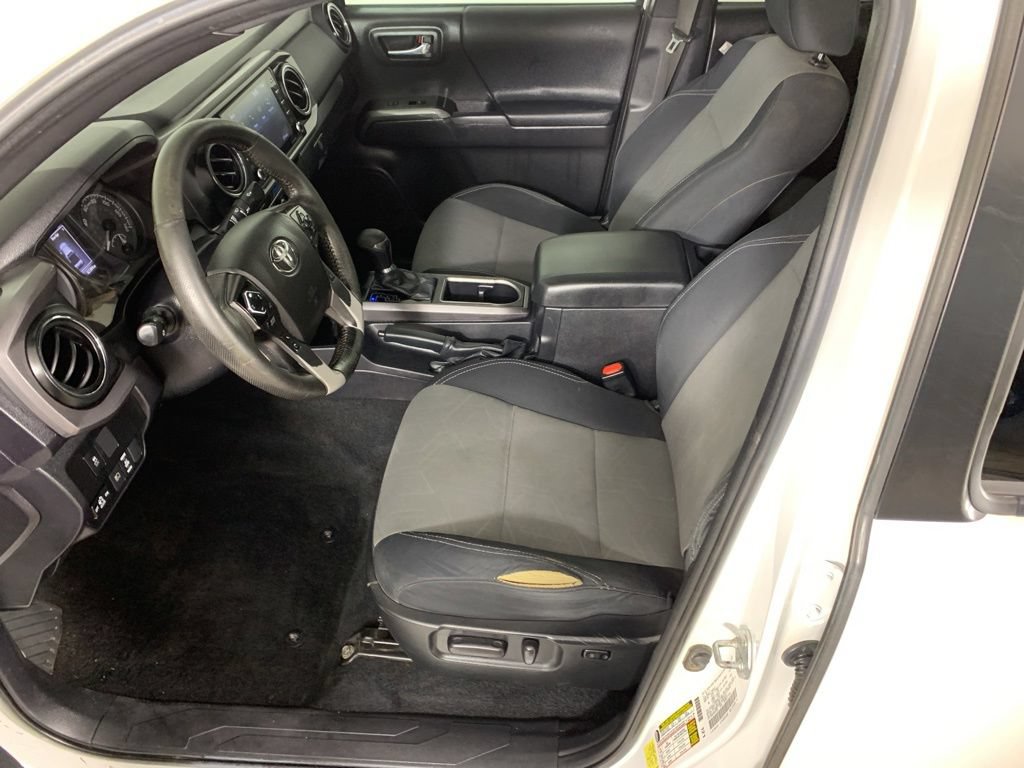 Used 2023 Toyota Tacoma TRD Off-Road AWD/4WD image 27