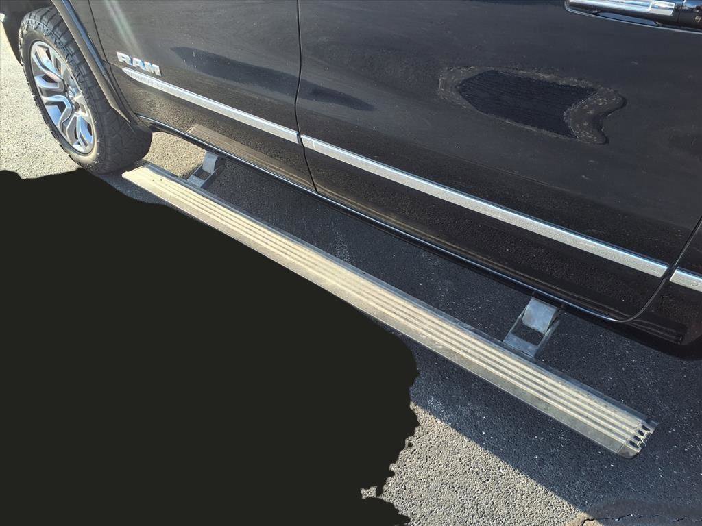 Used 2022 RAM 1500 Limited w/ Body Color Bumper Group image 21