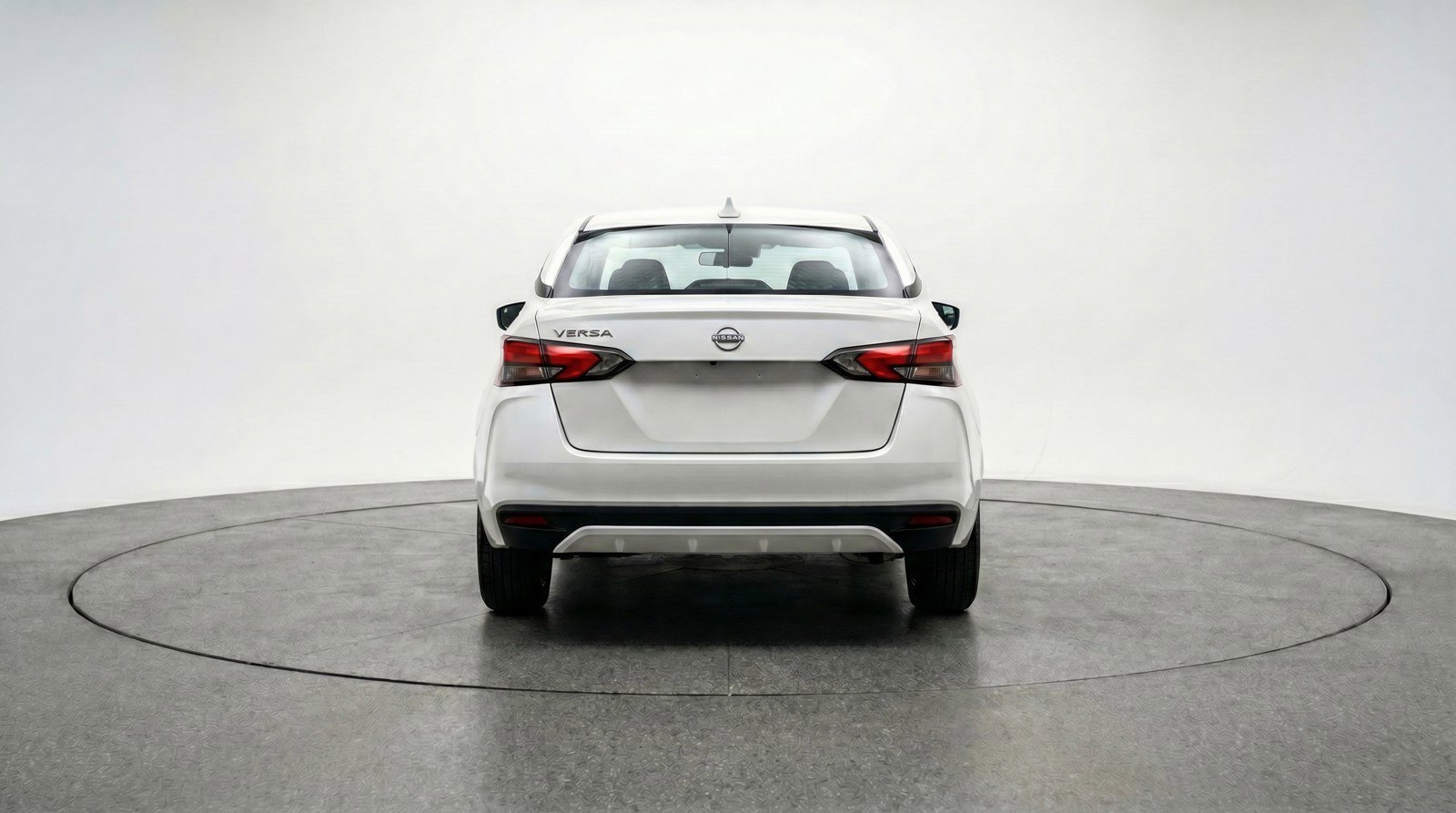 Used 2025 Nissan Versa SV FWD image 7