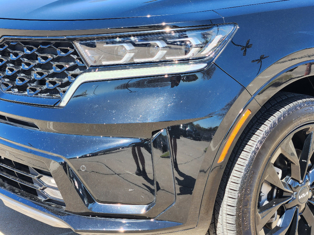 Certified 2023 Kia Sorento SX image 15
