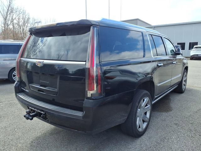 Used 2018 Cadillac Escalade ESV Premium Luxury image 5