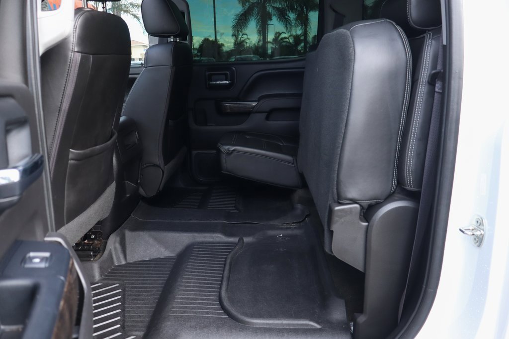 Used 2016 GMC Sierra 3500 Denali w/ Duramax Plus Package image 44