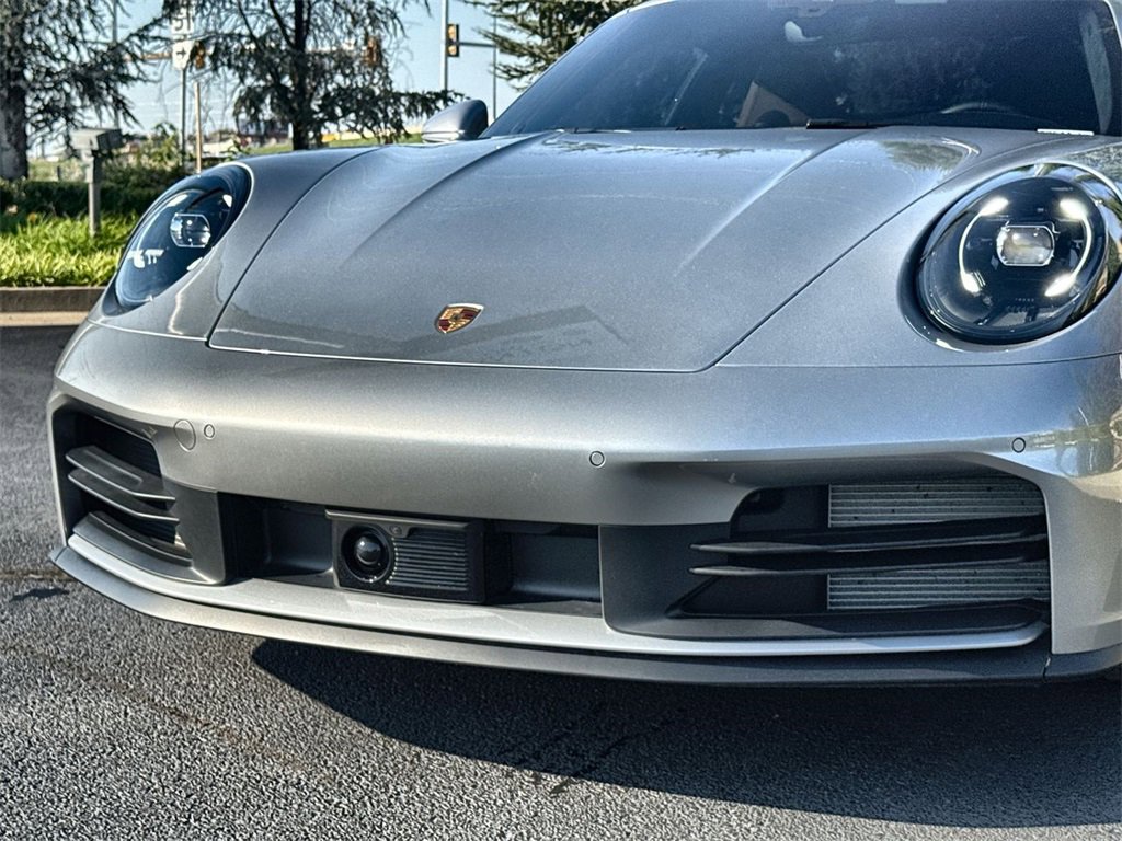 Used 2025 Porsche 911 Carrera image 9