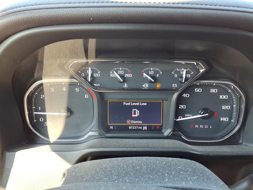 Used 2021 GMC Sierra 1500 AT4 image 16