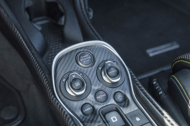 Used 2018 McLaren 570S Spider image 26