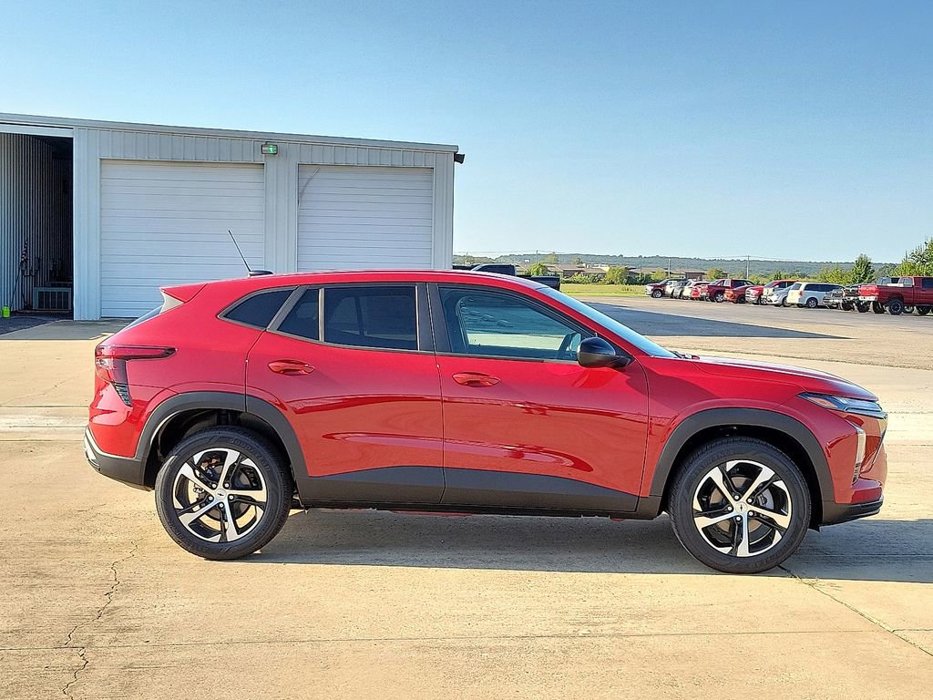 New 2026 Chevrolet Trax RS w/ Driver Confidence Package image 6