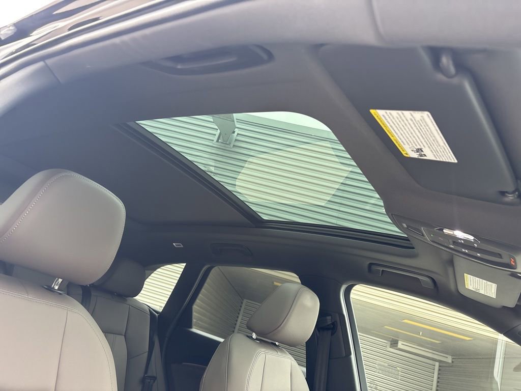 Used 2025 Audi Q5 Premium w/ Convenience Package AWD/4WD image 18