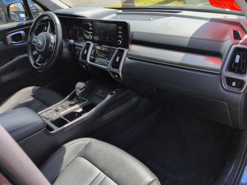 Certified 2021 Kia Sorento S FWD image 30