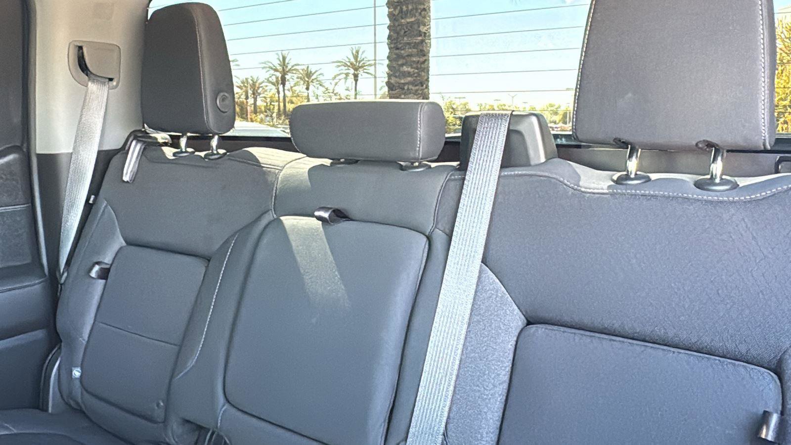 Used 2021 GMC Sierra 1500 Elevation image 26